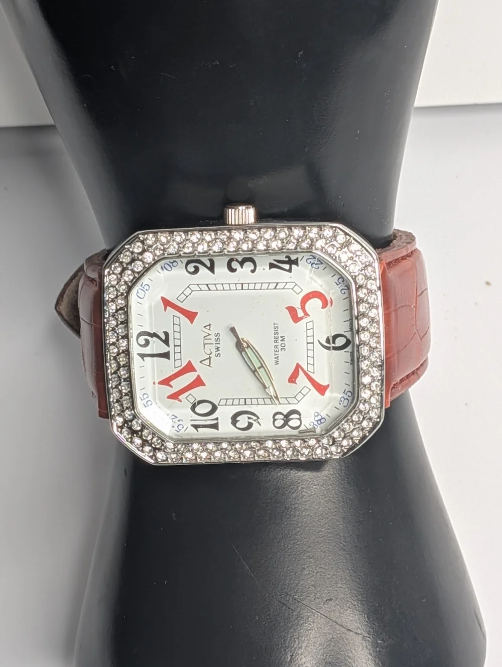 Vintage‎ Activa Watch Swiss Rhinestone Crystal Bezel Brown Faux Croc Strap 30M